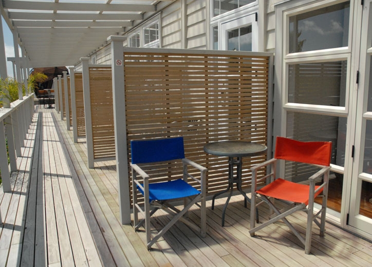 beautiful sunny decks with north-facing rooms